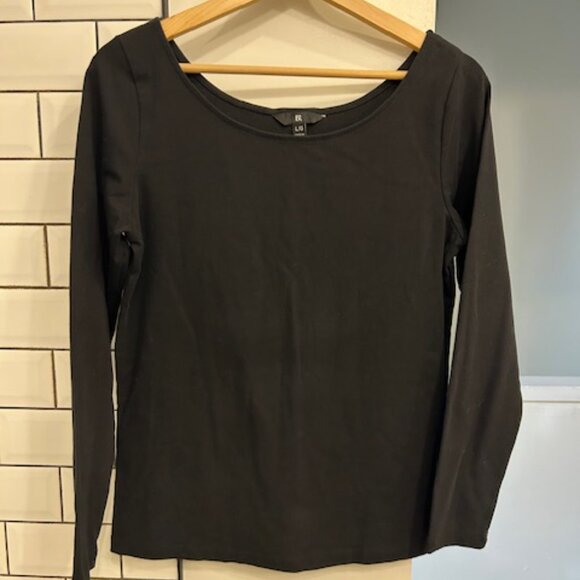 Banana Republic Boat Neck Top - Black - Size: Large - Picture 3 of 3
